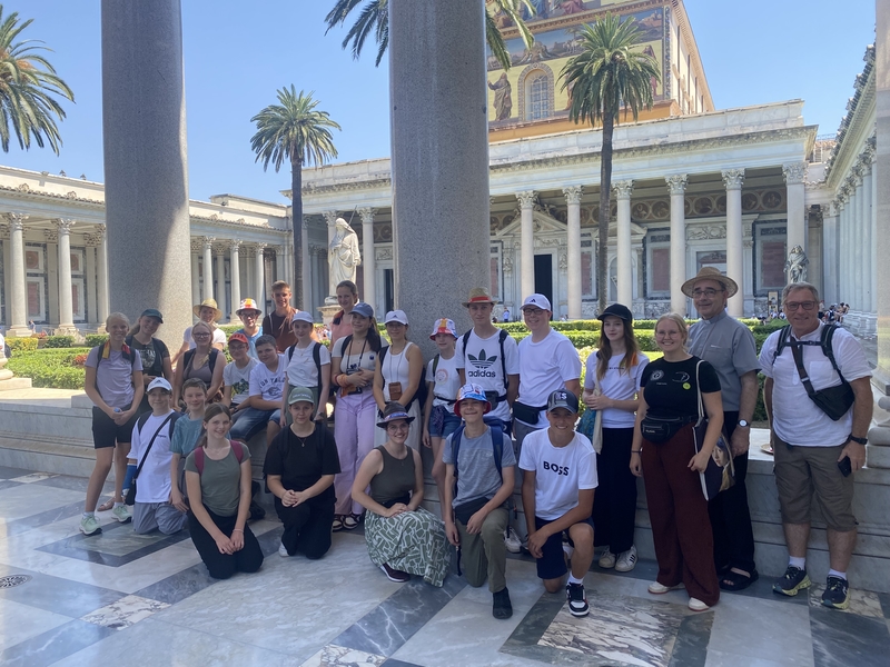 Gruppenfoto vor St. Paul